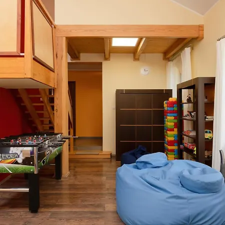 Pine House By Sea Villa