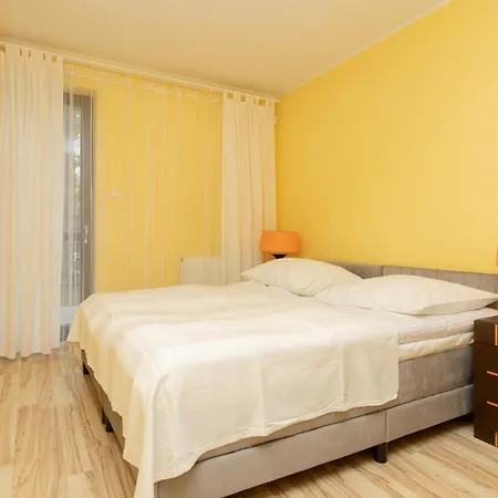 Villa Pine House By Sea