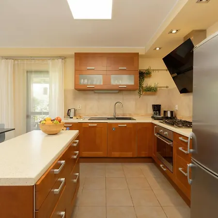 Pine House By Sea Villa *