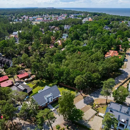 Villa Pine House By Sea