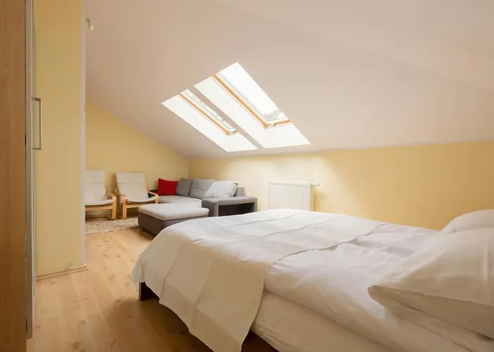 Pine House By Sea Villa