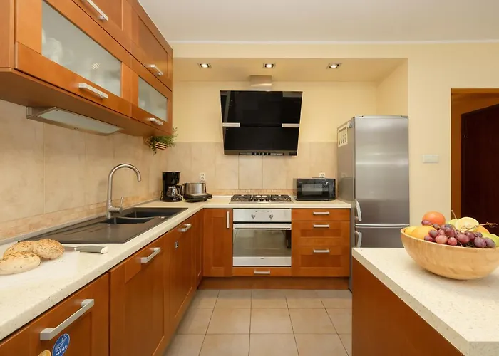 Pine House By Sea Villa