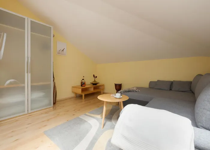 Villa Pine House By Sea *