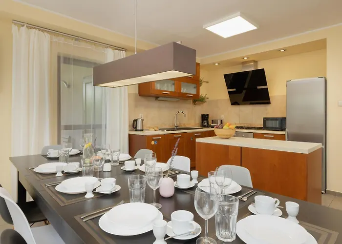 Villa Pine House By Sea *